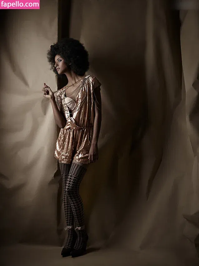 Sara Nuru Onlyfans Photo Gallery 