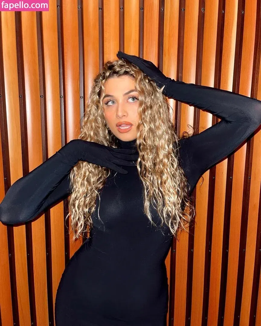 Antigoni Onlyfans Photo Gallery 