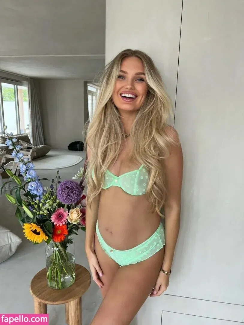 Romee Strijd Onlyfans Photo Gallery 