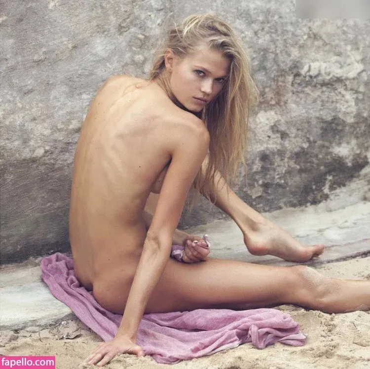 Romee Strijd Onlyfans Photo Gallery 