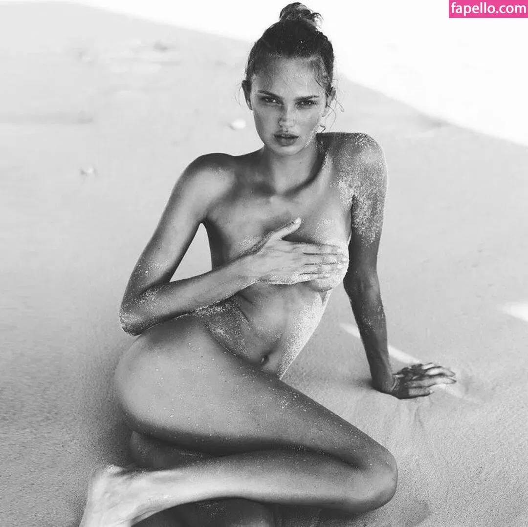 Romee Strijd Onlyfans Photo Gallery 