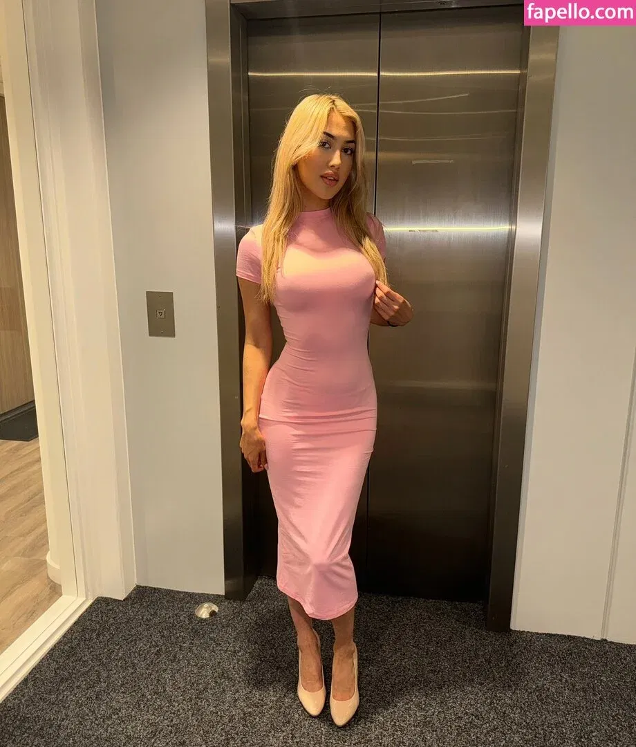 Bella Murphy Onlyfans Photo Gallery 