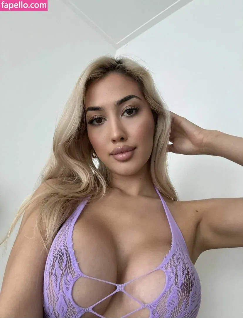 Bella Murphy Onlyfans Photo Gallery 