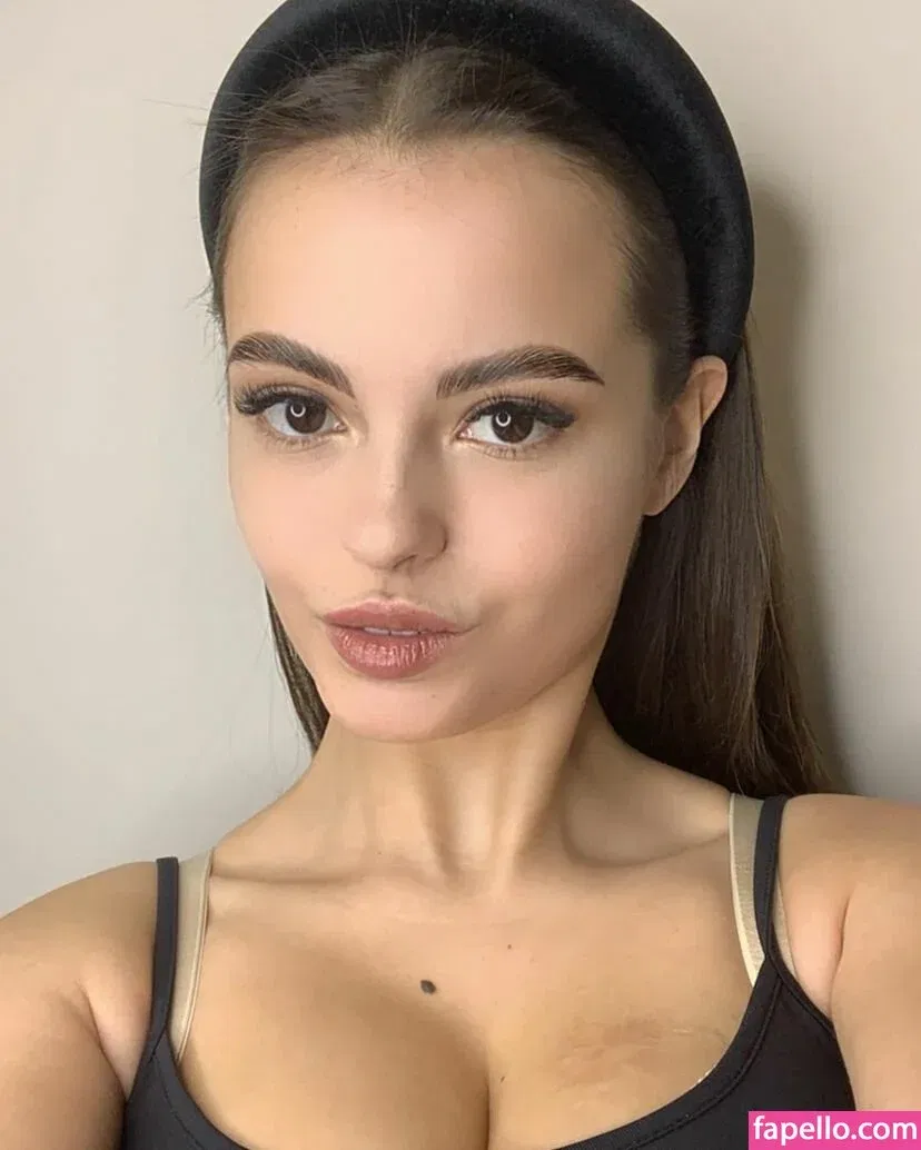 Maria Kooks Onlyfans Photo Gallery 