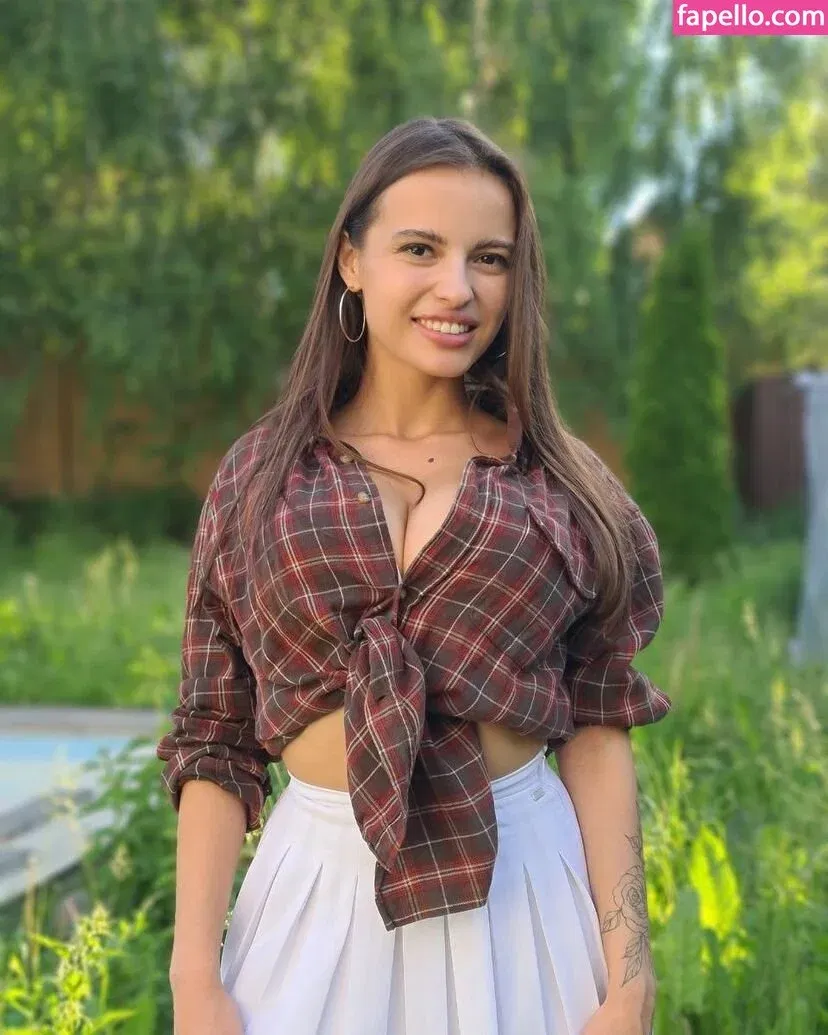 Maria Kooks Onlyfans Photo Gallery 