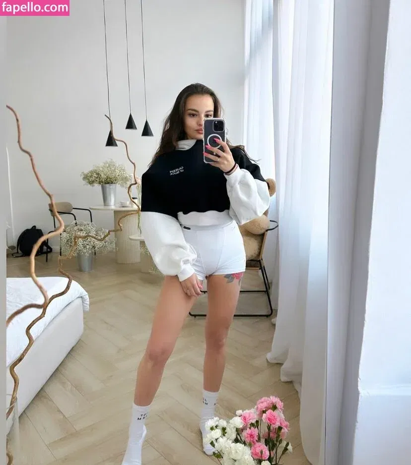 Maria Kooks Onlyfans Photo Gallery 