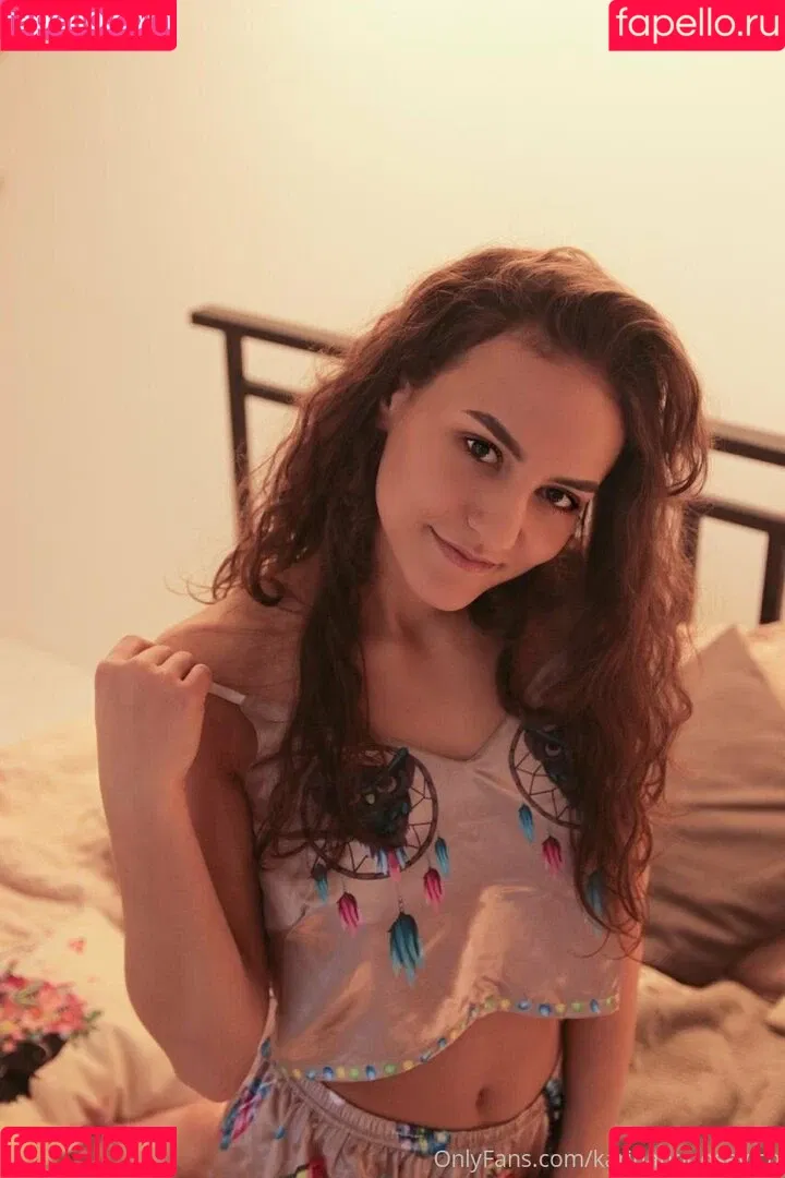 babycarriefree Onlyfans Photo Gallery 