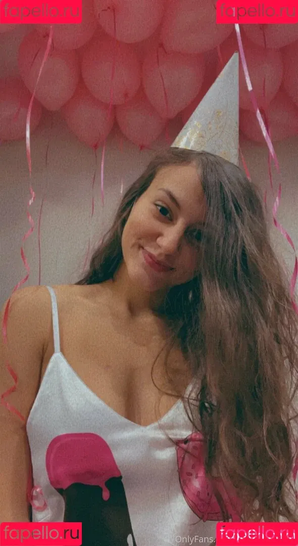 babycarriefree Onlyfans Photo Gallery 