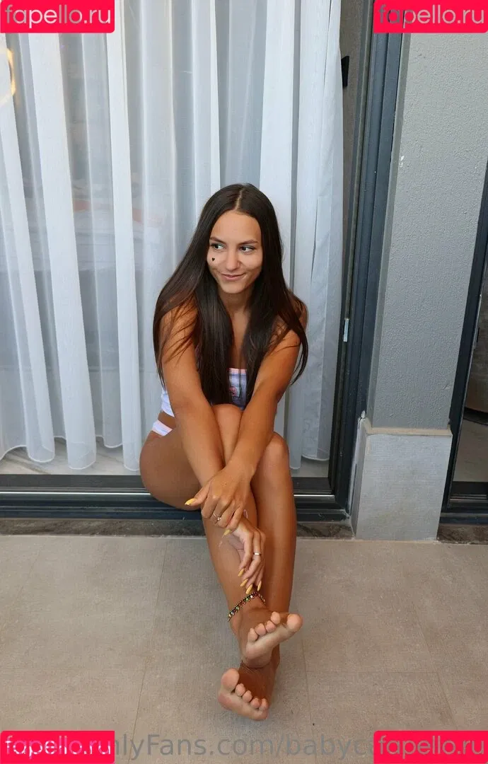 babycarriefree Onlyfans Photo Gallery 