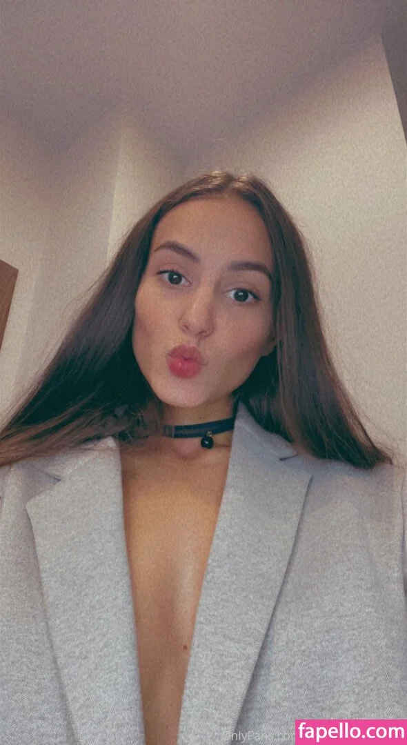 babycarriefree Onlyfans Photo Gallery 