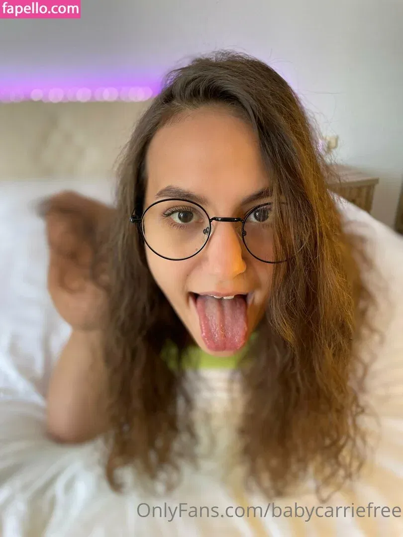 babycarriefree Onlyfans Photo Gallery 