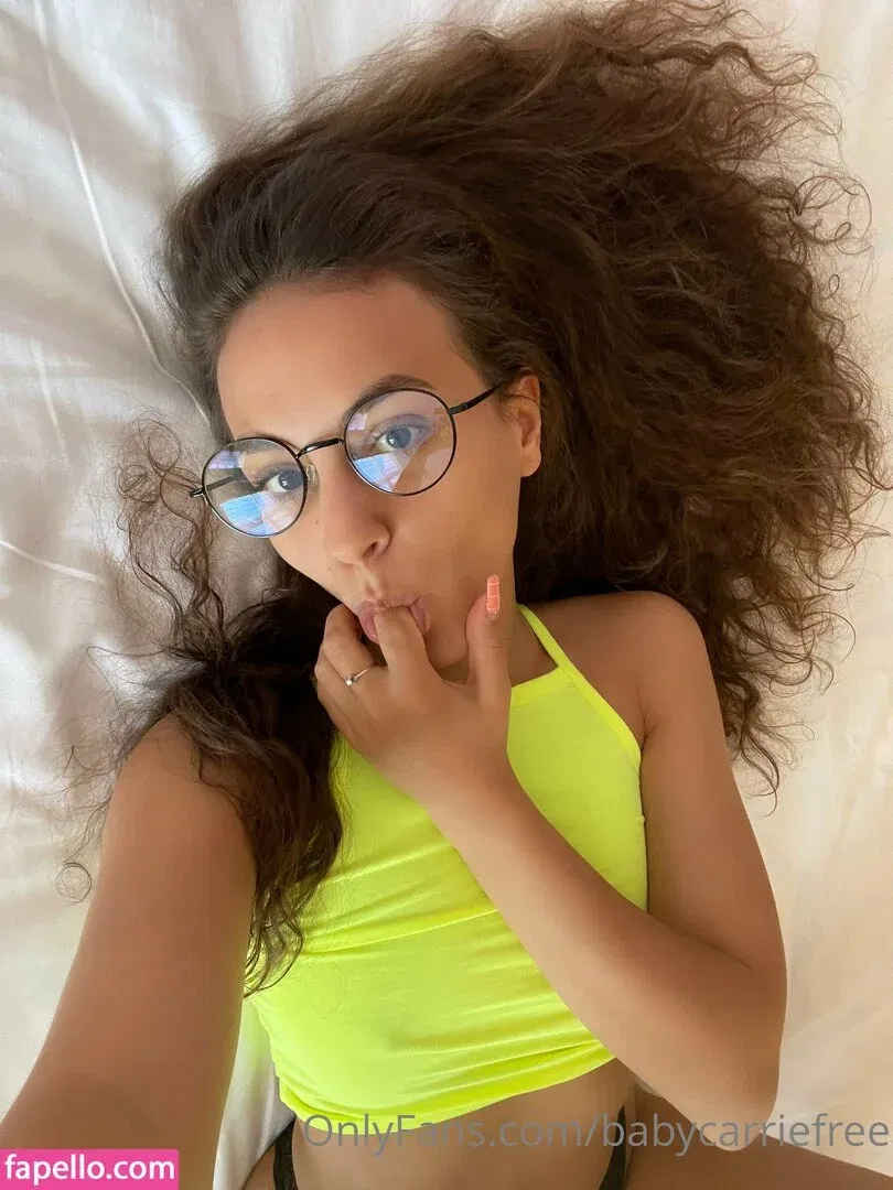 babycarriefree Onlyfans Photo Gallery 