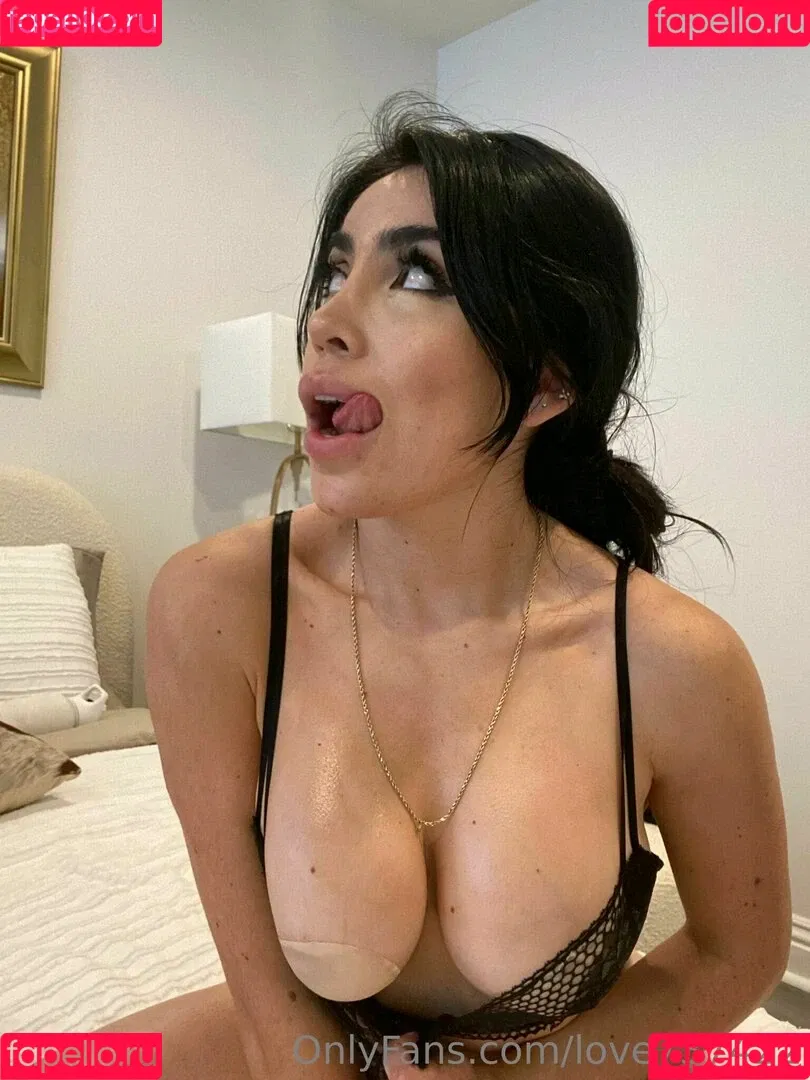 Nora Villalobos Onlyfans Photo Gallery 
