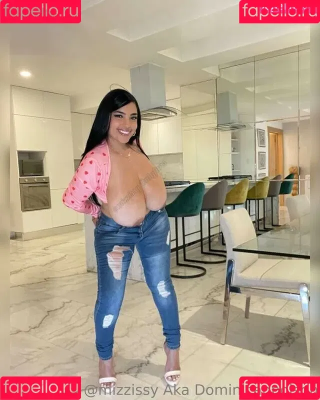 Dominican Poison Onlyfans Photo Gallery 