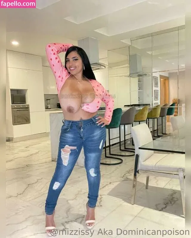 Dominican Poison Onlyfans Photo Gallery 