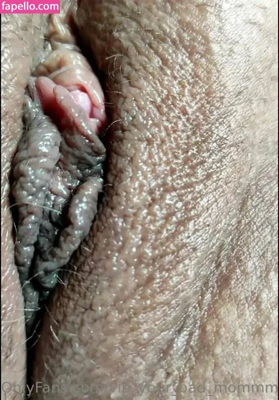 YOUR BAD MOMMY Onlyfans Photo Gallery 