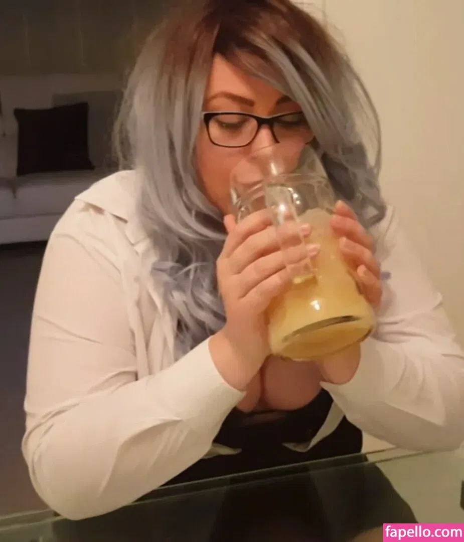 Cum Swallowing Onlyfans Photo Gallery 