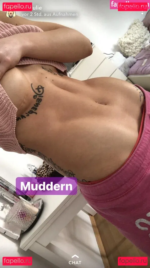 Giulie Hope Santana Onlyfans Photo Gallery 