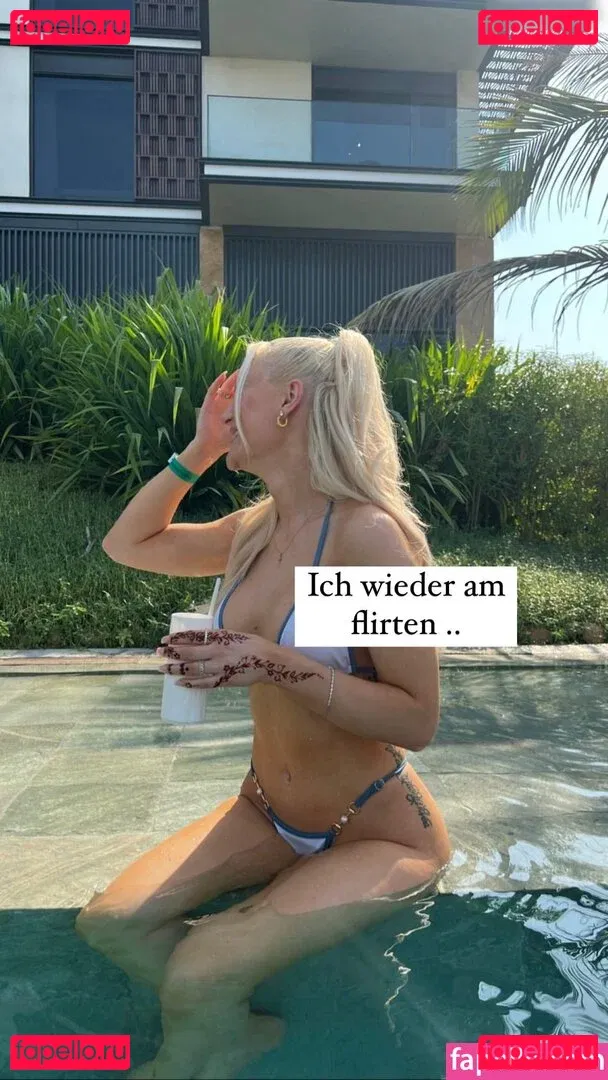 Giulie Hope Santana Onlyfans Photo Gallery 