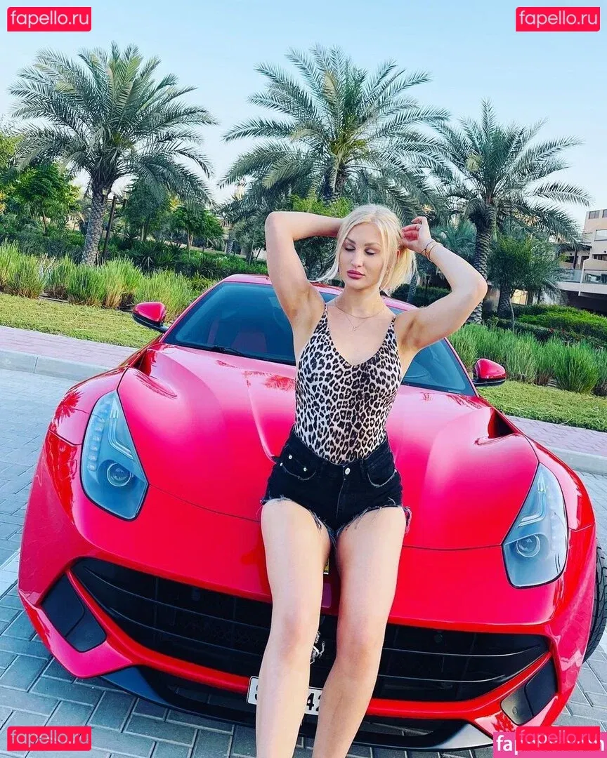 Giulie Hope Santana Onlyfans Photo Gallery 