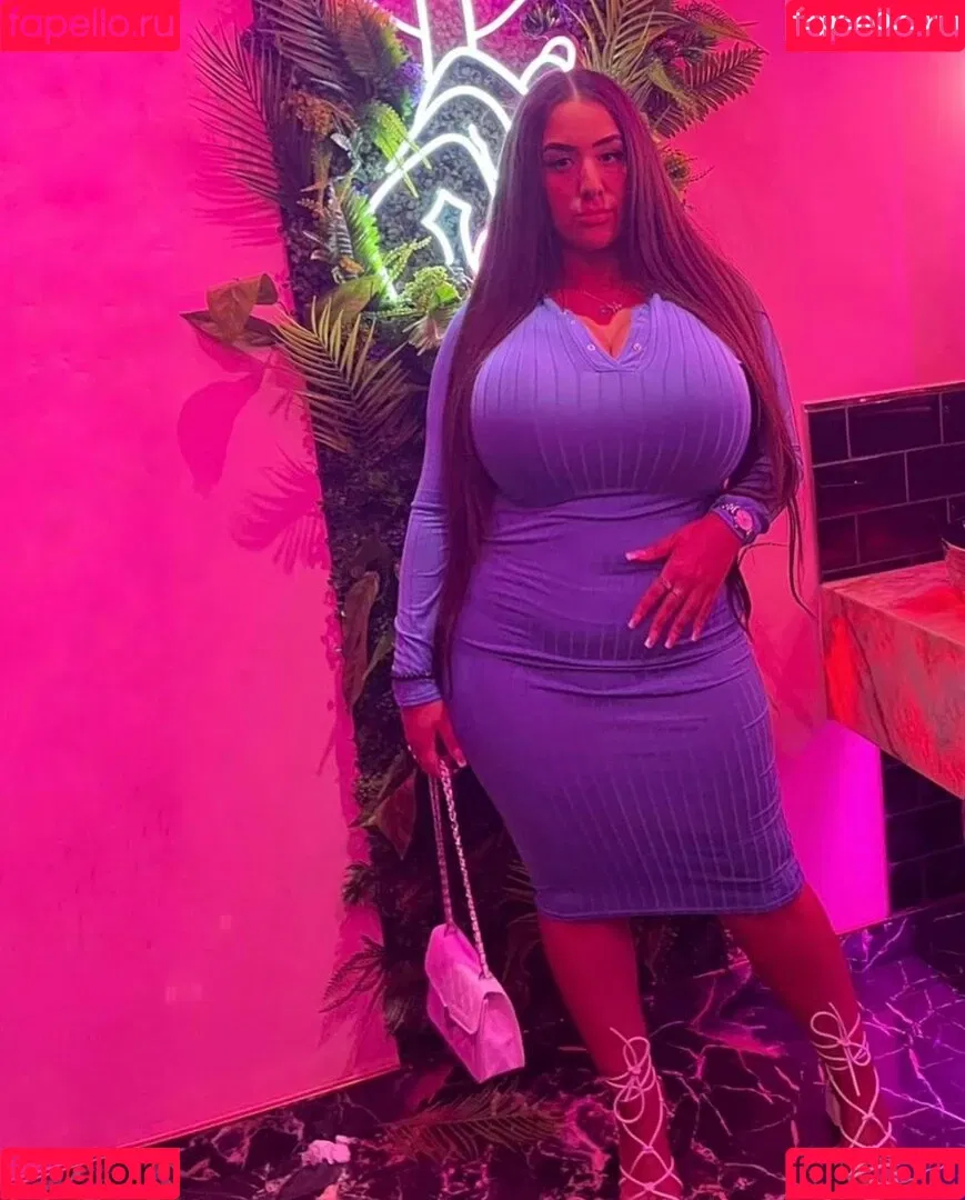 Pettiana | Cypriotmami Onlyfans Photo Gallery 