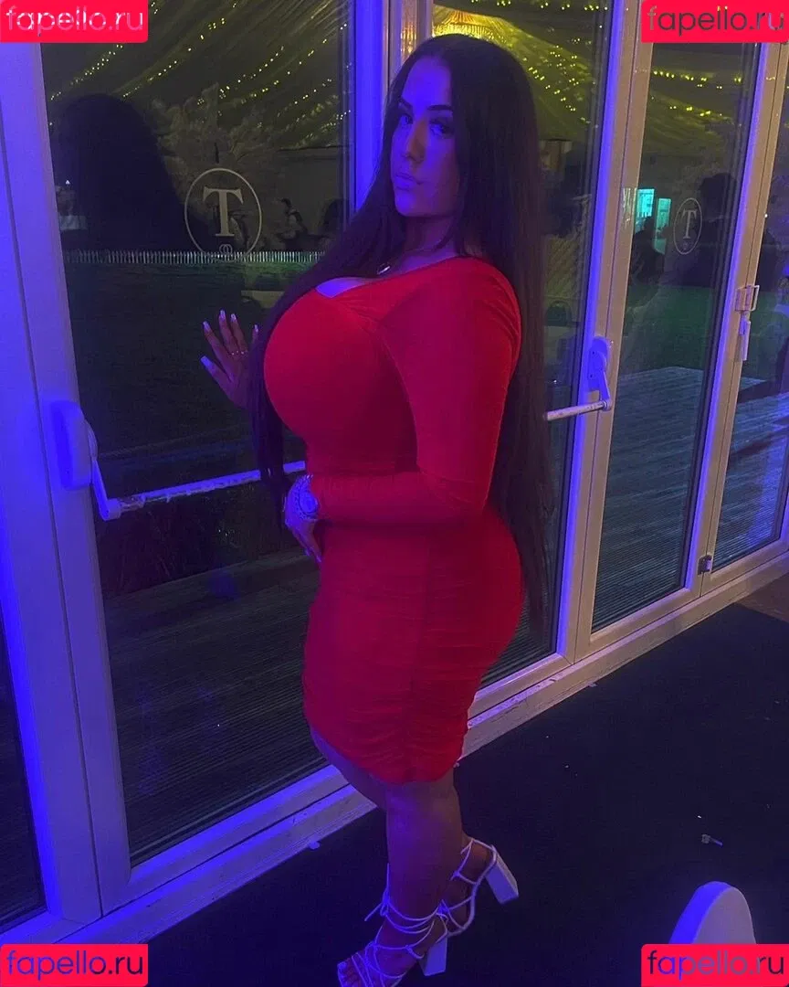 Pettiana | Cypriotmami Onlyfans Photo Gallery 