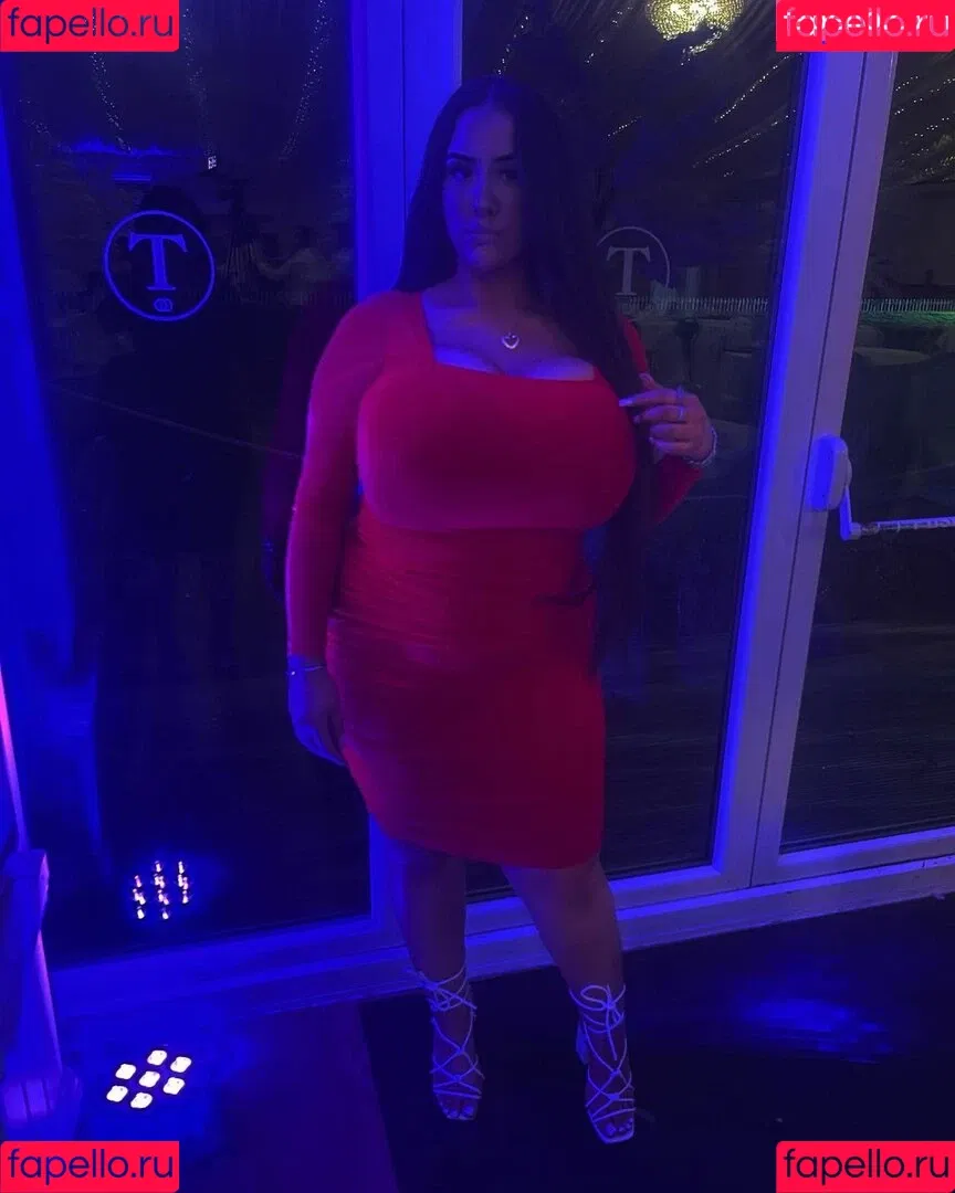 Pettiana | Cypriotmami Onlyfans Photo Gallery 