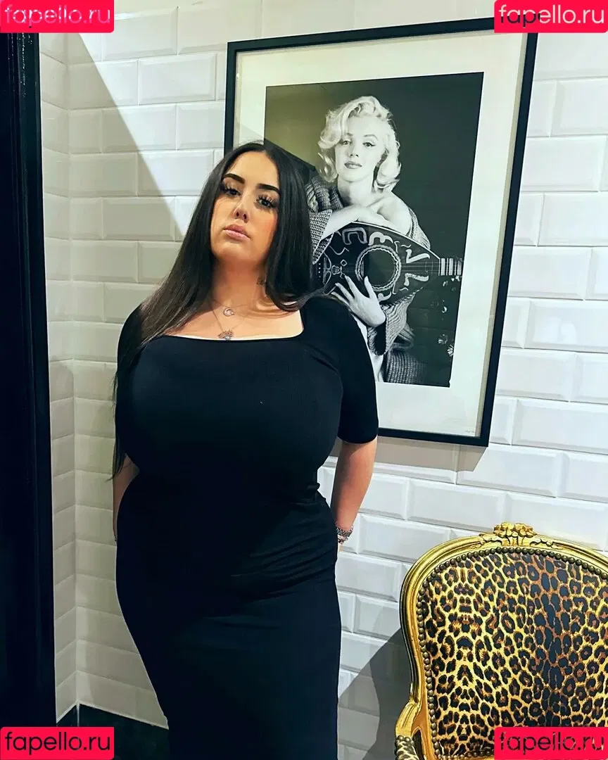 Pettiana | Cypriotmami Onlyfans Photo Gallery 