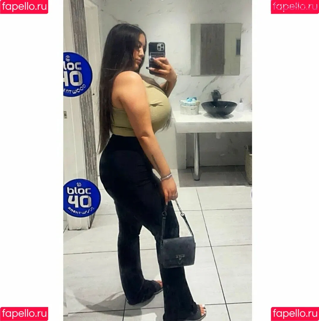Pettiana | Cypriotmami Onlyfans Photo Gallery 