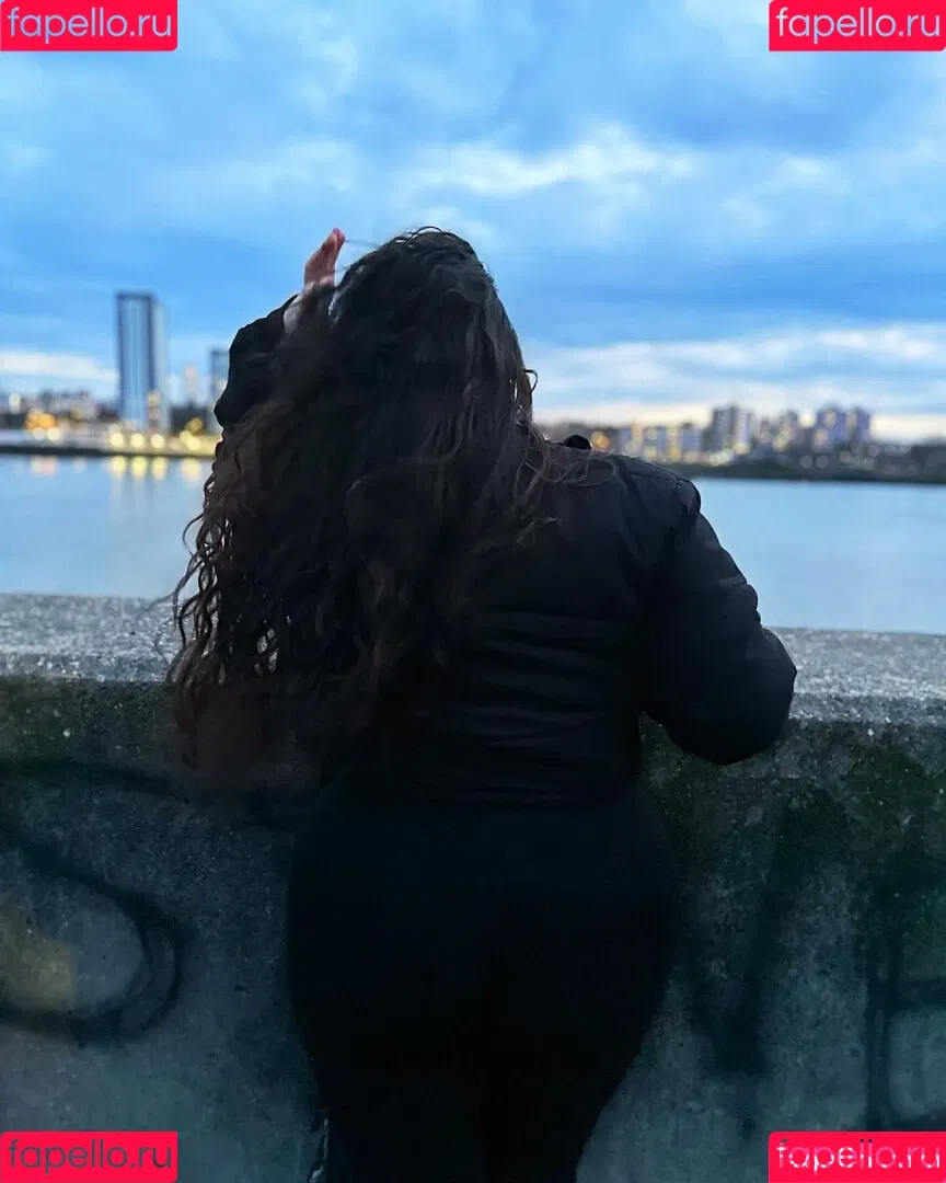 Pettiana | Cypriotmami Onlyfans Photo Gallery 