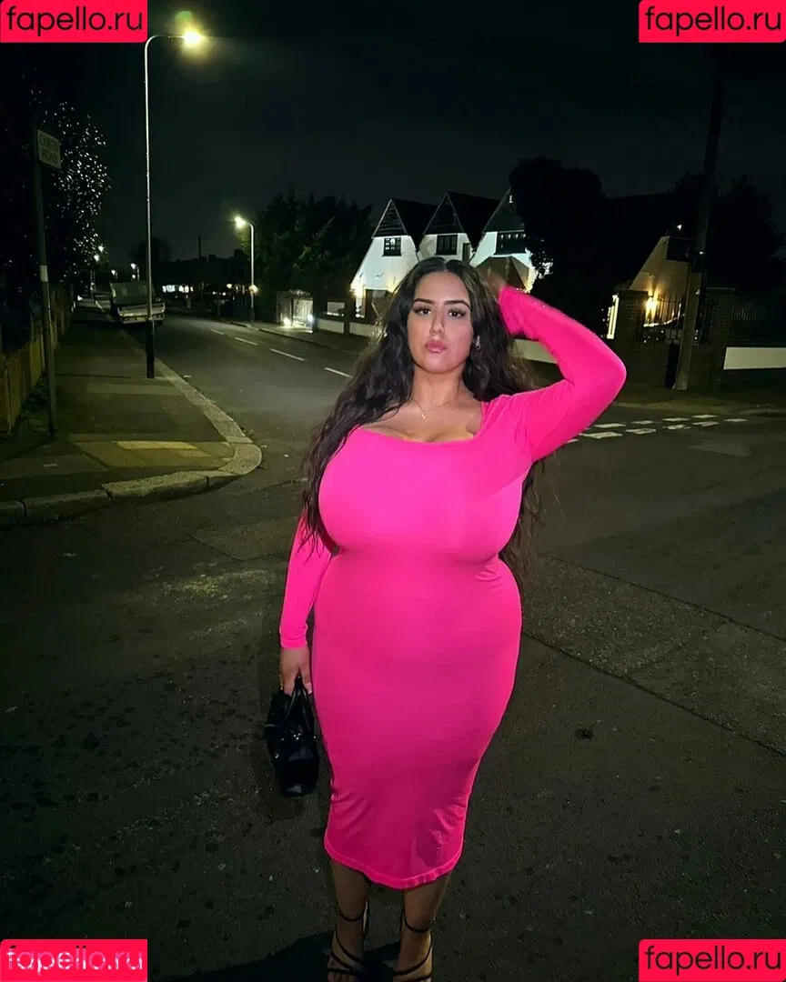 Pettiana | Cypriotmami Onlyfans Photo Gallery 