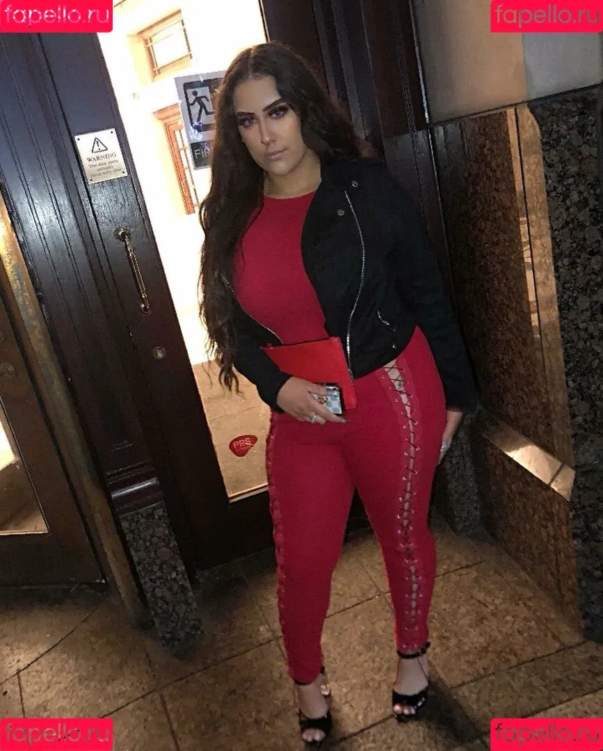 Pettiana | Cypriotmami Onlyfans Photo Gallery 