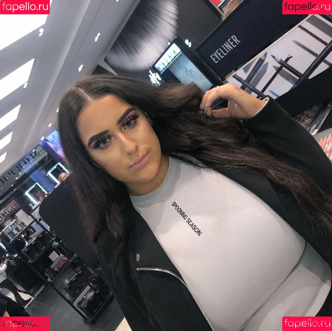 Pettiana | Cypriotmami Onlyfans Photo Gallery 