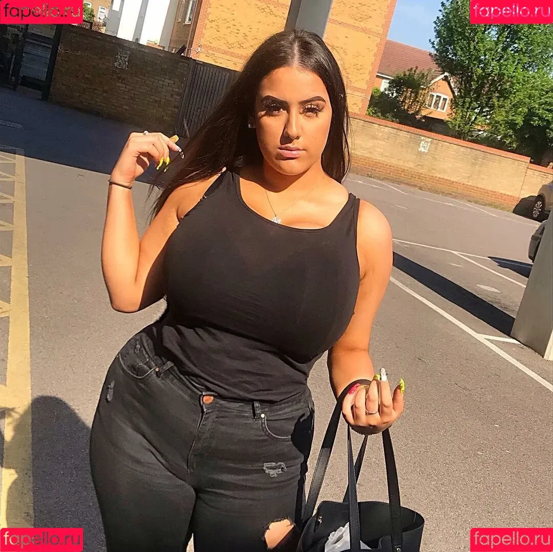 Pettiana | Cypriotmami Onlyfans Photo Gallery 