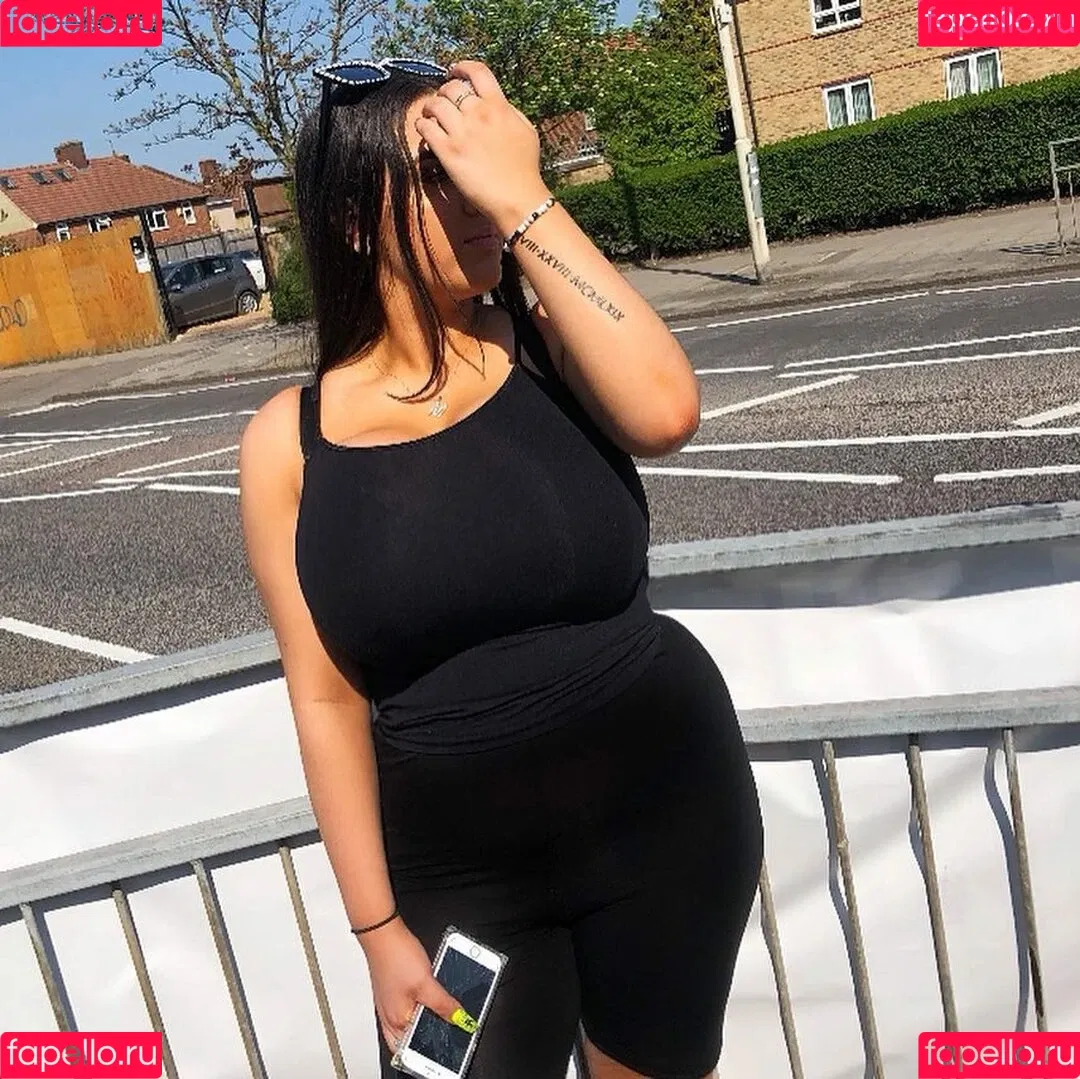 Pettiana | Cypriotmami Onlyfans Photo Gallery 