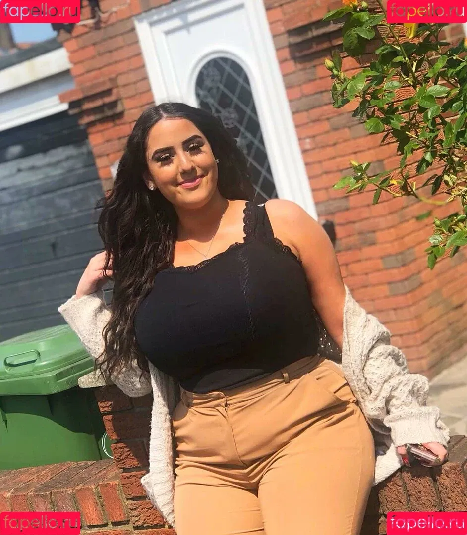 Pettiana | Cypriotmami Onlyfans Photo Gallery 