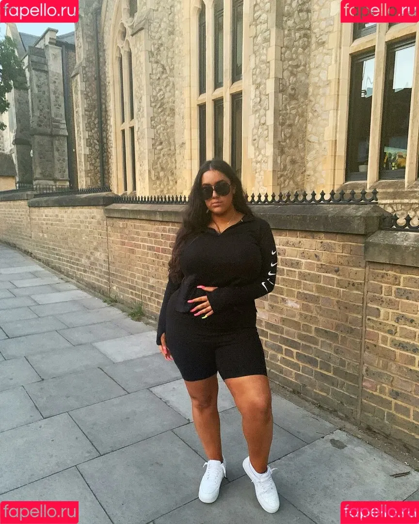 Pettiana | Cypriotmami Onlyfans Photo Gallery 