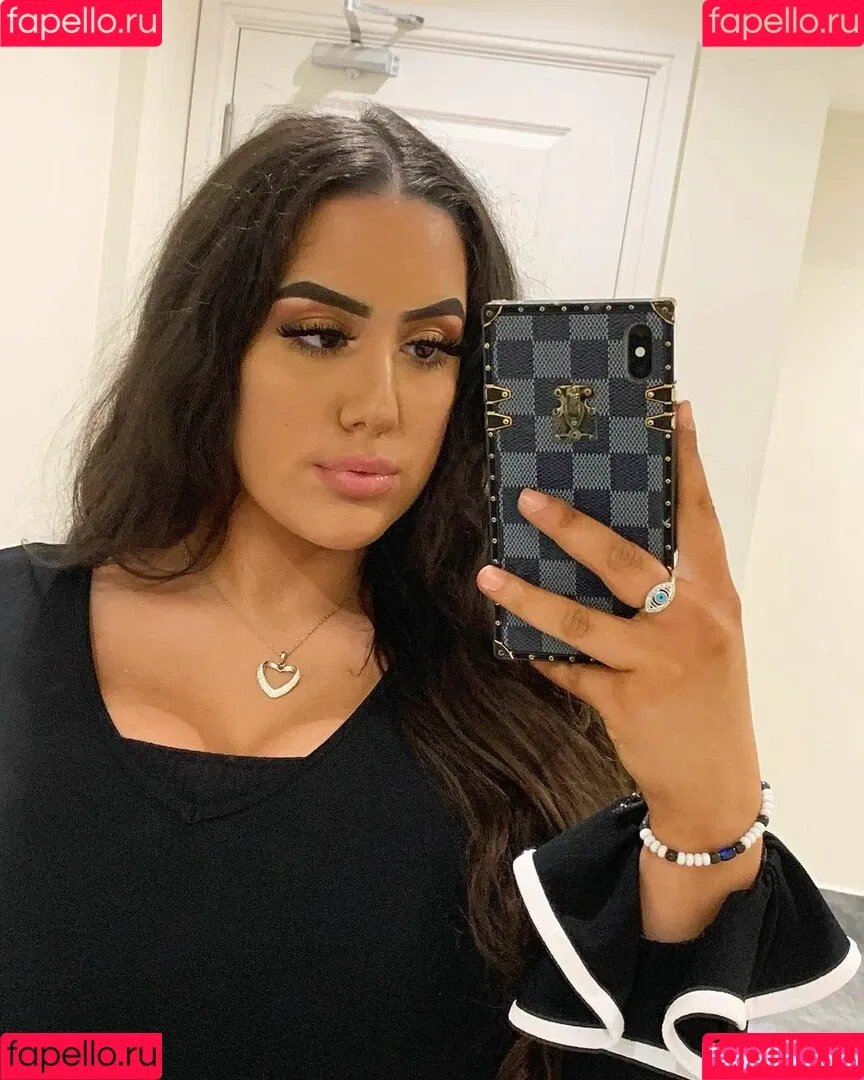 Pettiana | Cypriotmami Onlyfans Photo Gallery 