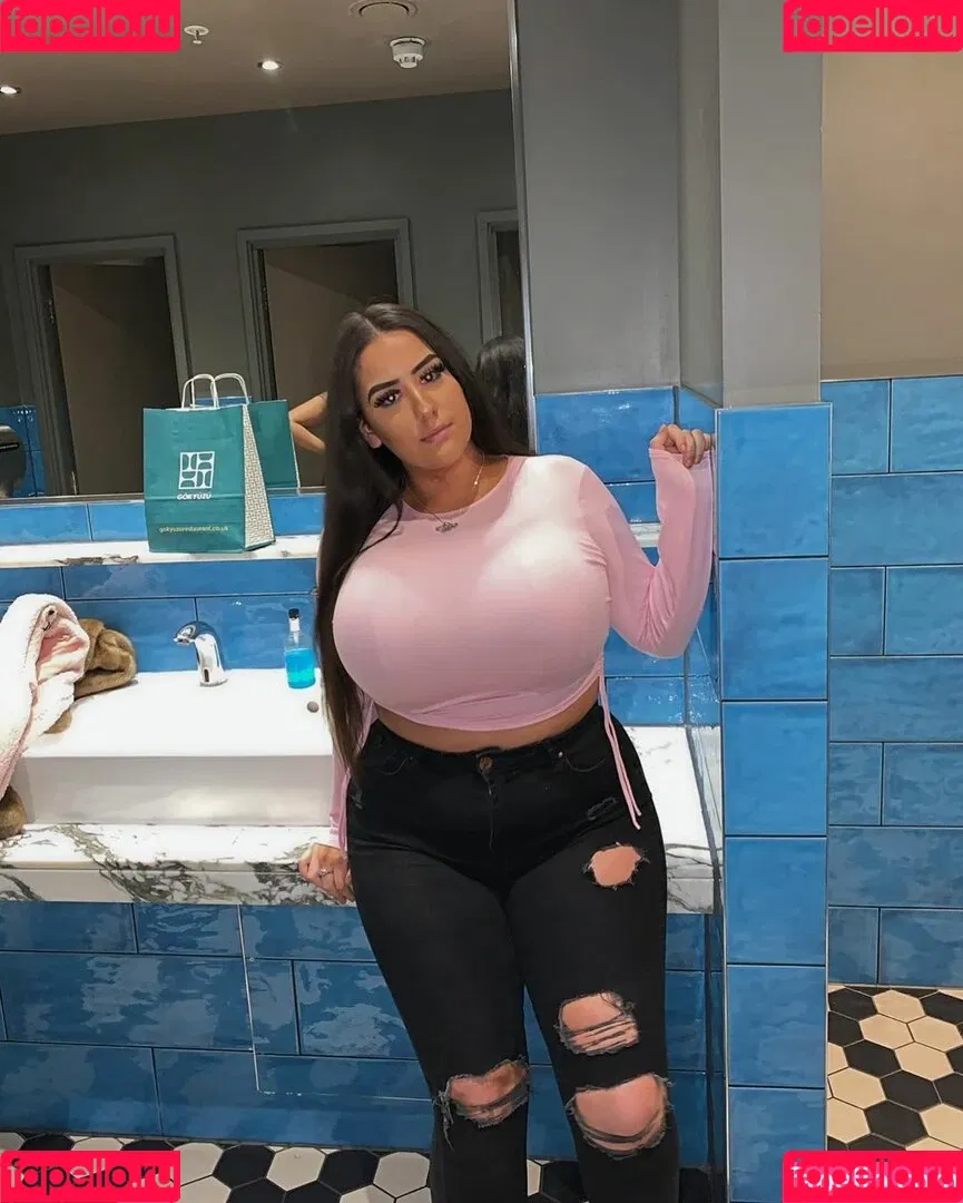 Pettiana | Cypriotmami Onlyfans Photo Gallery 