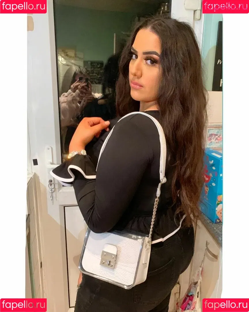 Pettiana | Cypriotmami Onlyfans Photo Gallery 