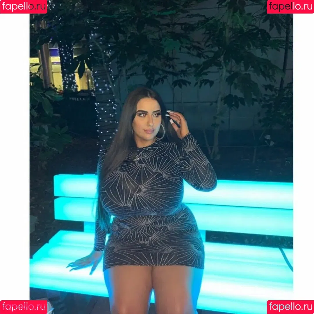 Pettiana | Cypriotmami Onlyfans Photo Gallery 
