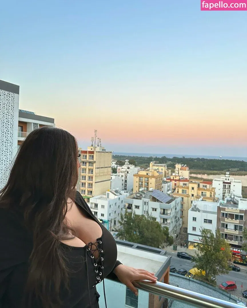 Pettiana | Cypriotmami Onlyfans Photo Gallery 