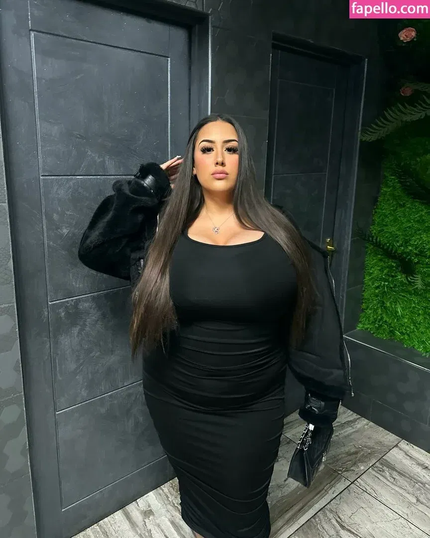 Pettiana | Cypriotmami Onlyfans Photo Gallery 