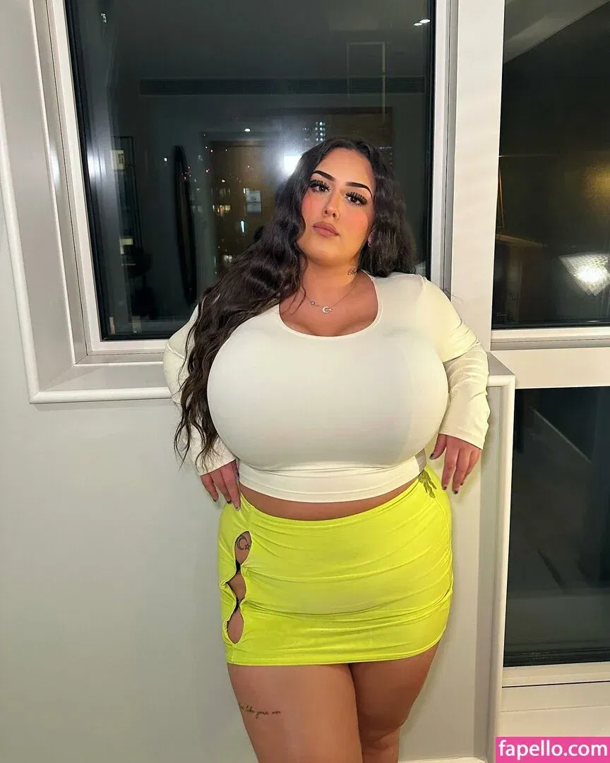 Pettiana | Cypriotmami Onlyfans Photo Gallery 