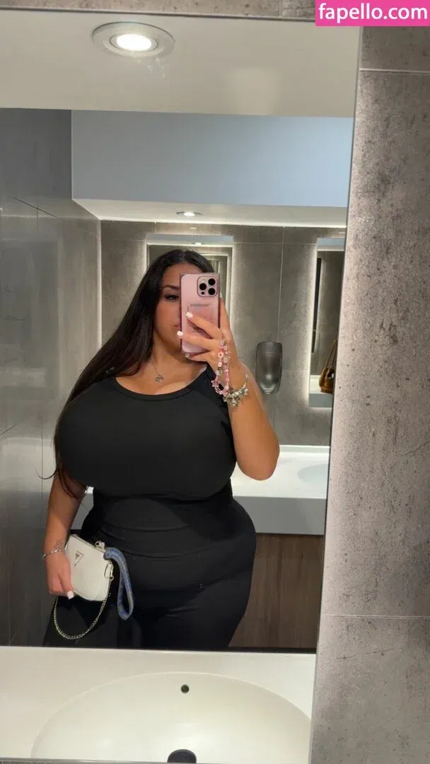 Pettiana | Cypriotmami Onlyfans Photo Gallery 