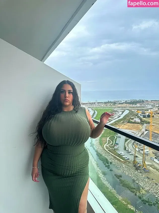 Pettiana | Cypriotmami Onlyfans Photo Gallery 