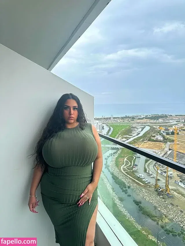 Pettiana | Cypriotmami Onlyfans Photo Gallery 