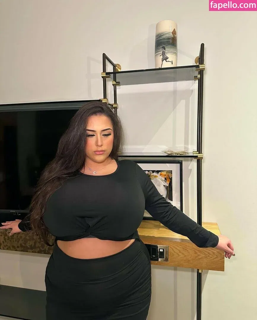 Pettiana | Cypriotmami Onlyfans Photo Gallery 