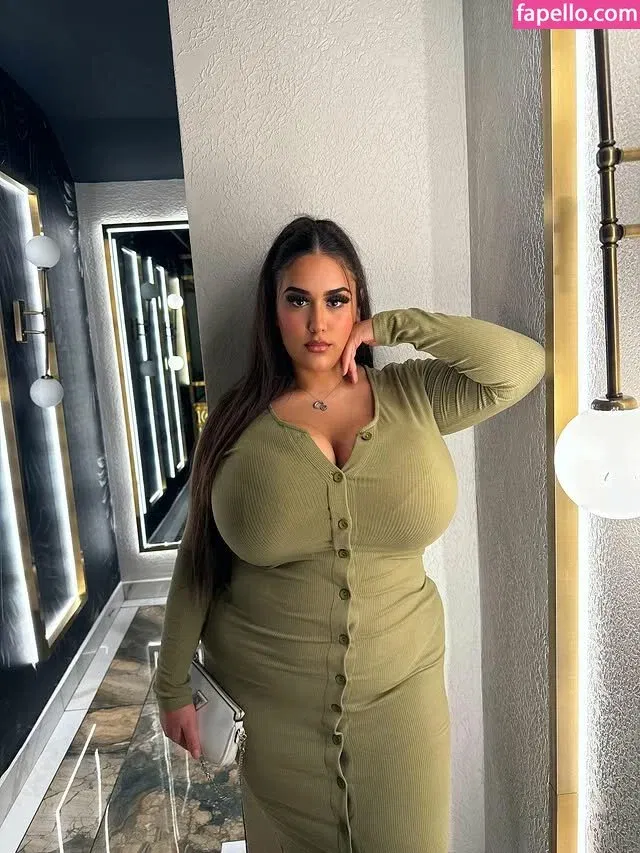 Pettiana | Cypriotmami Onlyfans Photo Gallery 