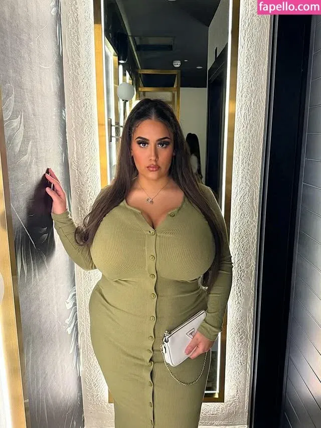 Pettiana | Cypriotmami Onlyfans Photo Gallery 